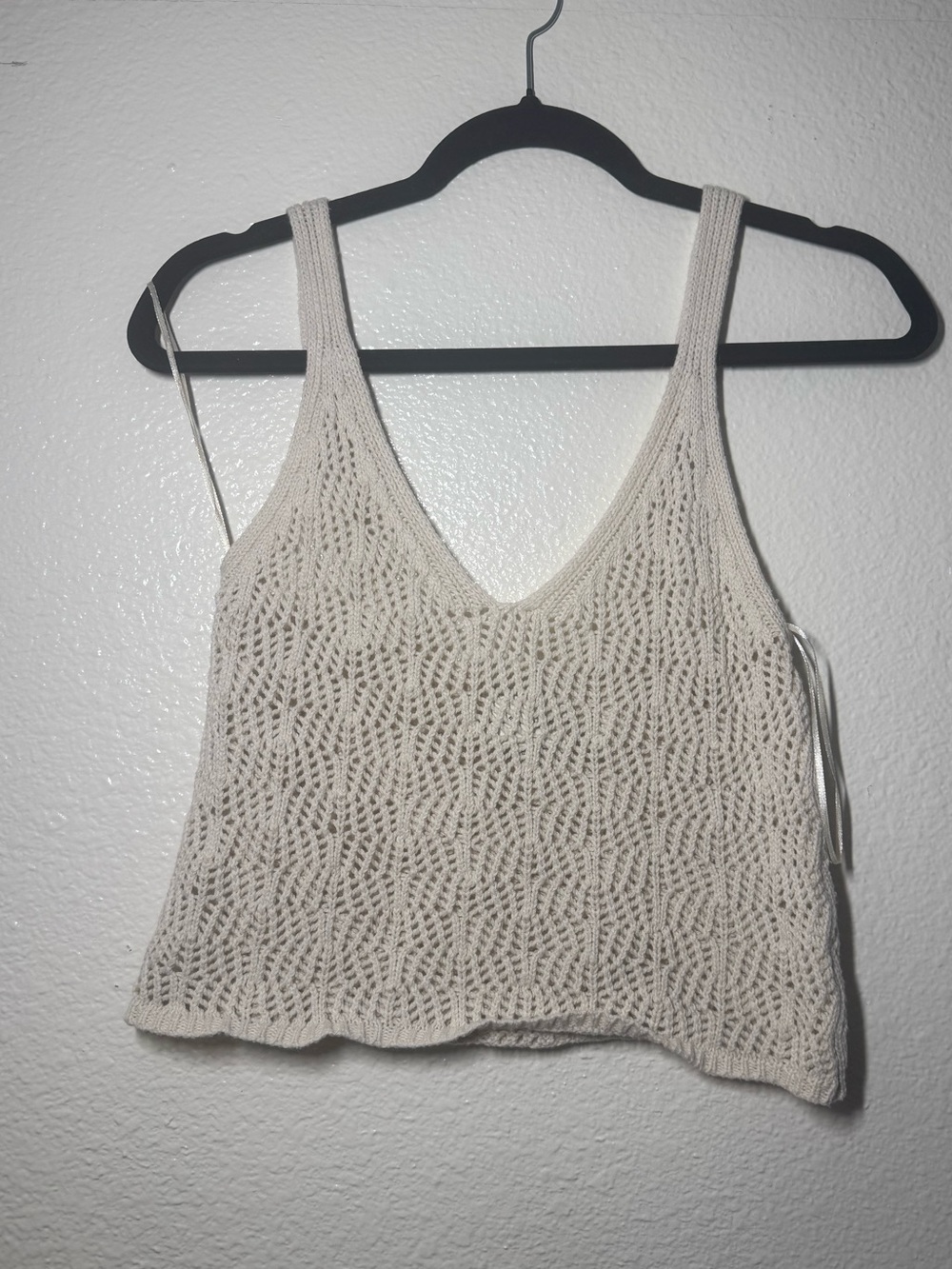 2 piece Cream Open-Knit Long Vest with crop tank. - Picture 2 of 9